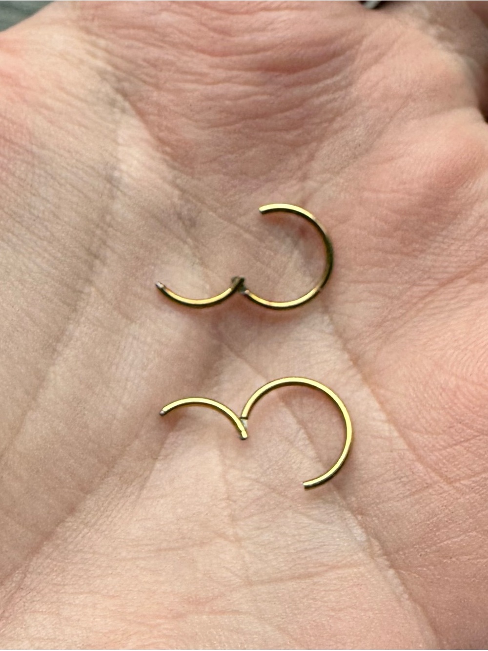 2x 20g 5/16” Implant Grade Gold Tone Nose Rings or Earrings Hoop Septum Clicker